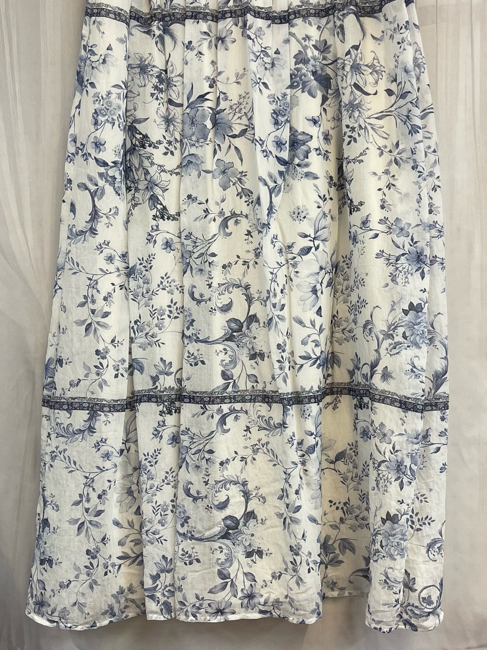 Boho Chic CottageCore Feminine Women's White Blue Floral Tiered Maxi Skirt XL - Picture 2 of 15